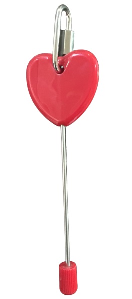 فاكهة رمح القلب باللون الأحمر